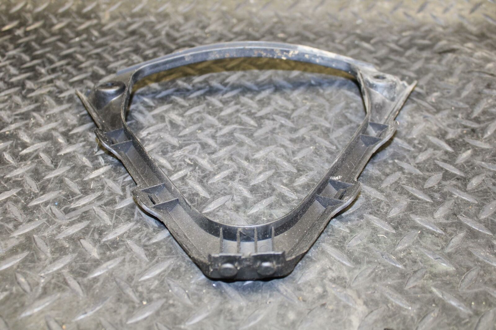 10 SUZUKI GSXR750 FRONT LOWER INNER EXHAUST V FAIRING COWL GUARD BB190