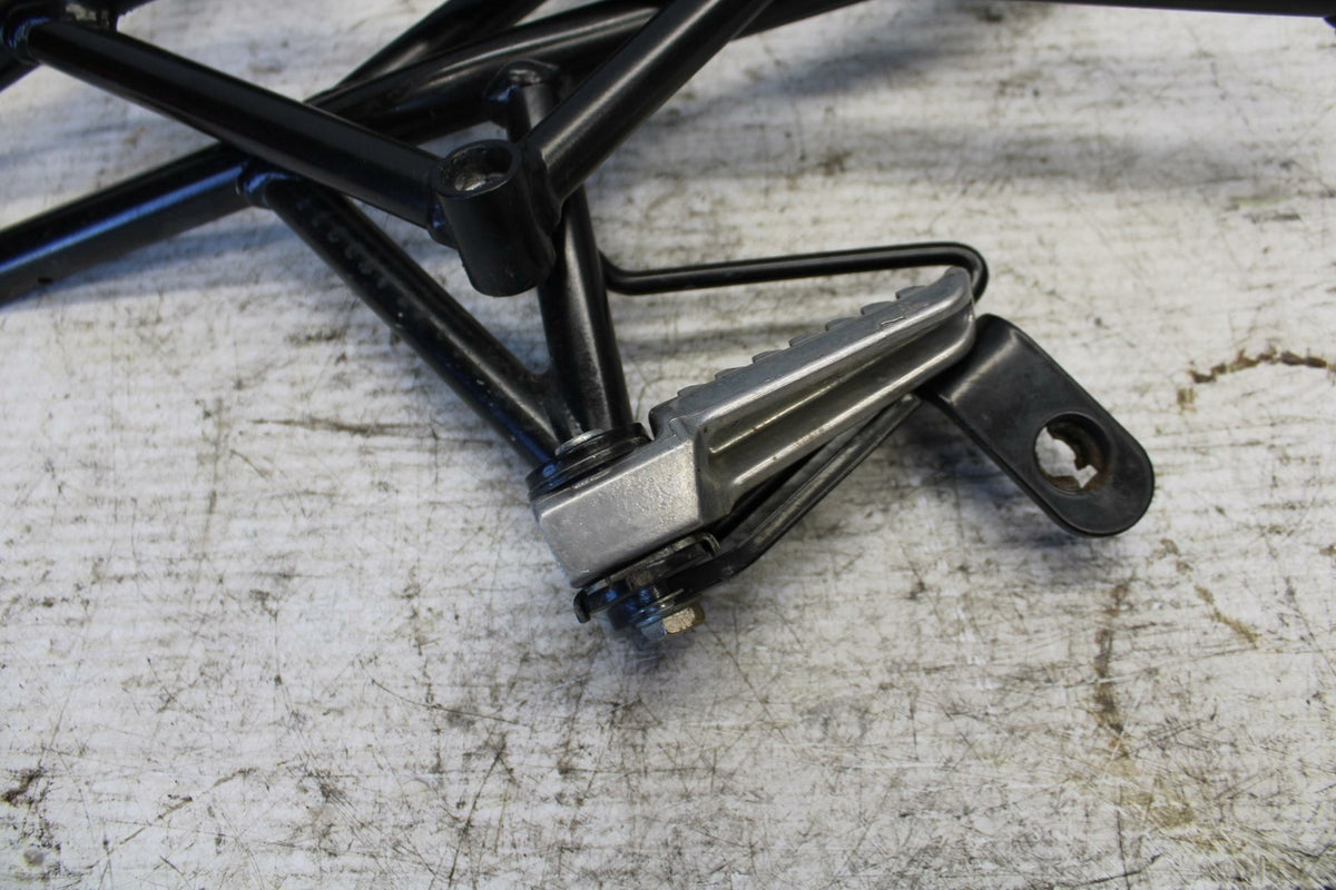 07-09 KAWASAKI VERSYS 650 REAR BACK PASSENGER PEG SET PAIR BB302