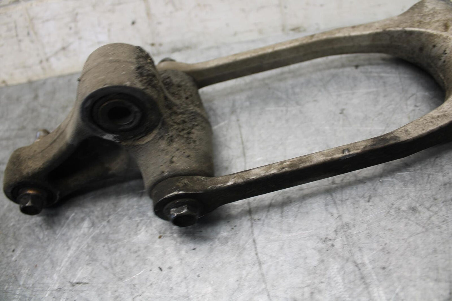 2007 Suzuki GSXR600  DOGBONE SHOCK LINKAGE LINK 62601-01850 62601-01860 BB540