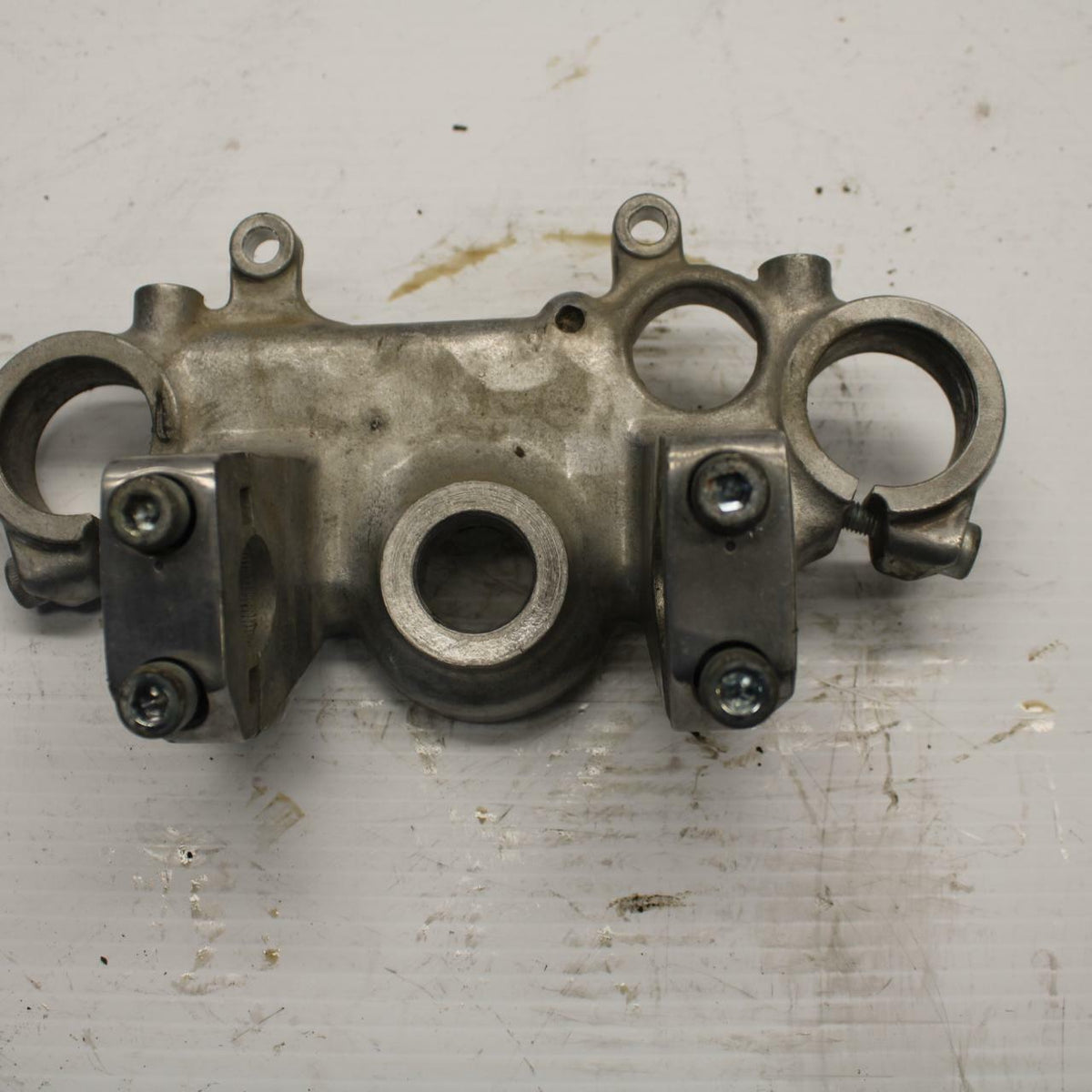 84-85 HONDA V30 MAGNA FORKS UPPER TRIPLE TREE CLAMP BB251