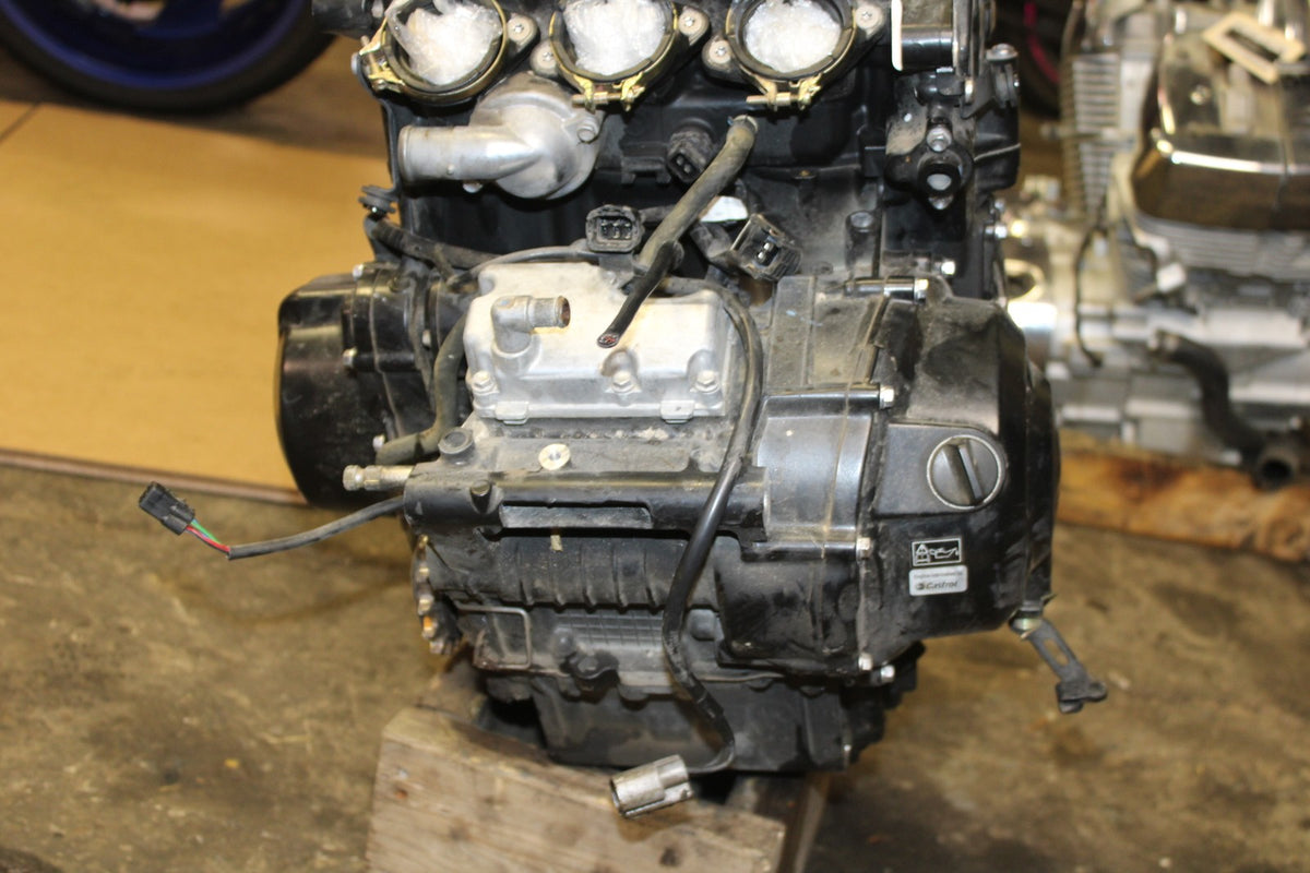 14 TRIUMPH STREET TRIPLE ABS ENGINE MOTOR BB808