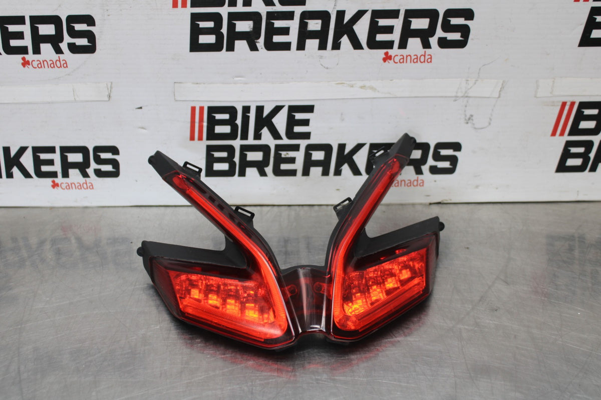 16 DUCATI 959 PANIGALE REAR TAIL TAILLIGHT BACK BRAKE LIGHT BB912