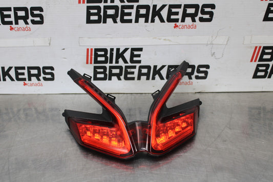 16 DUCATI 959 PANIGALE REAR TAIL TAILLIGHT BACK BRAKE LIGHT BB912