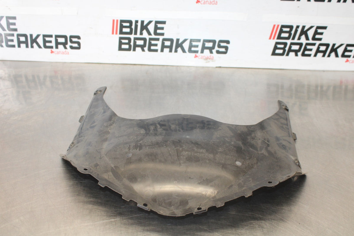 11-26 SUZUKI GSXR750 LOWER FRONT UPPER INNER HEADLIGHT COWL FAIRING  BB882