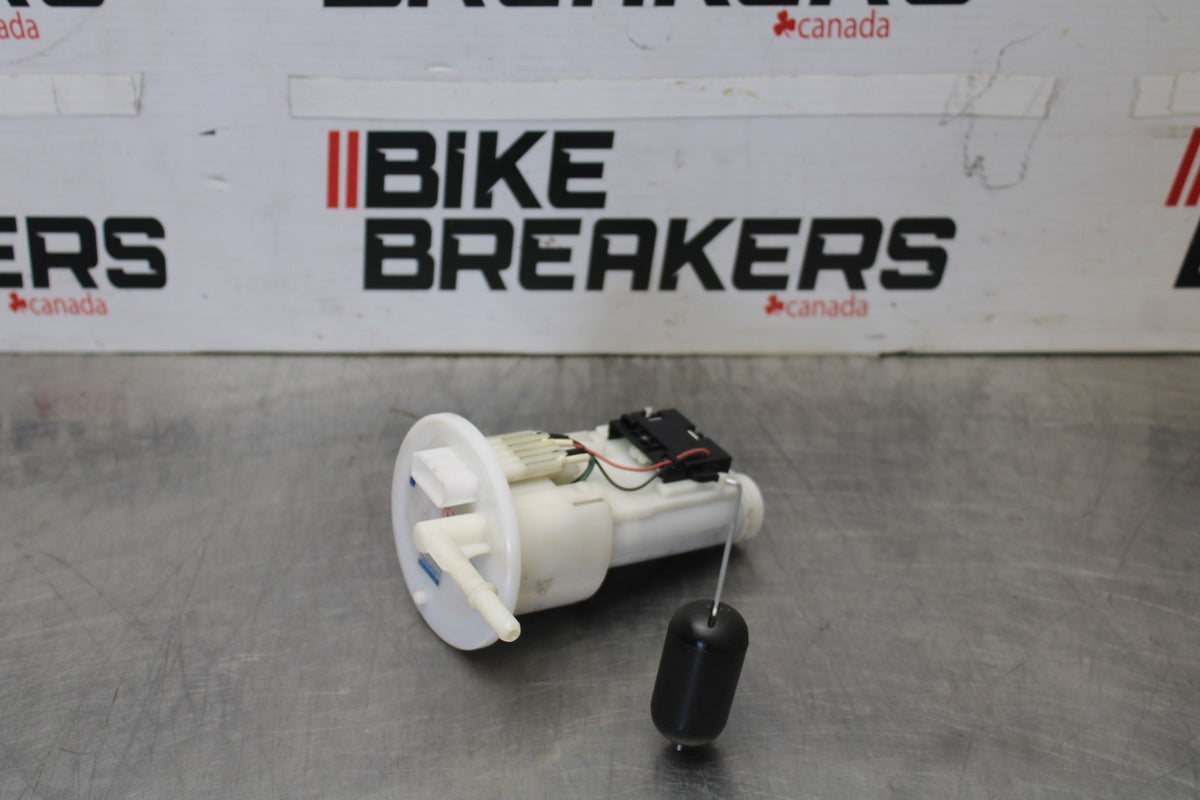 15-17 YAMAHA FJ09 FUEL PUMP GAS PETROL SENDER UNIT BB906