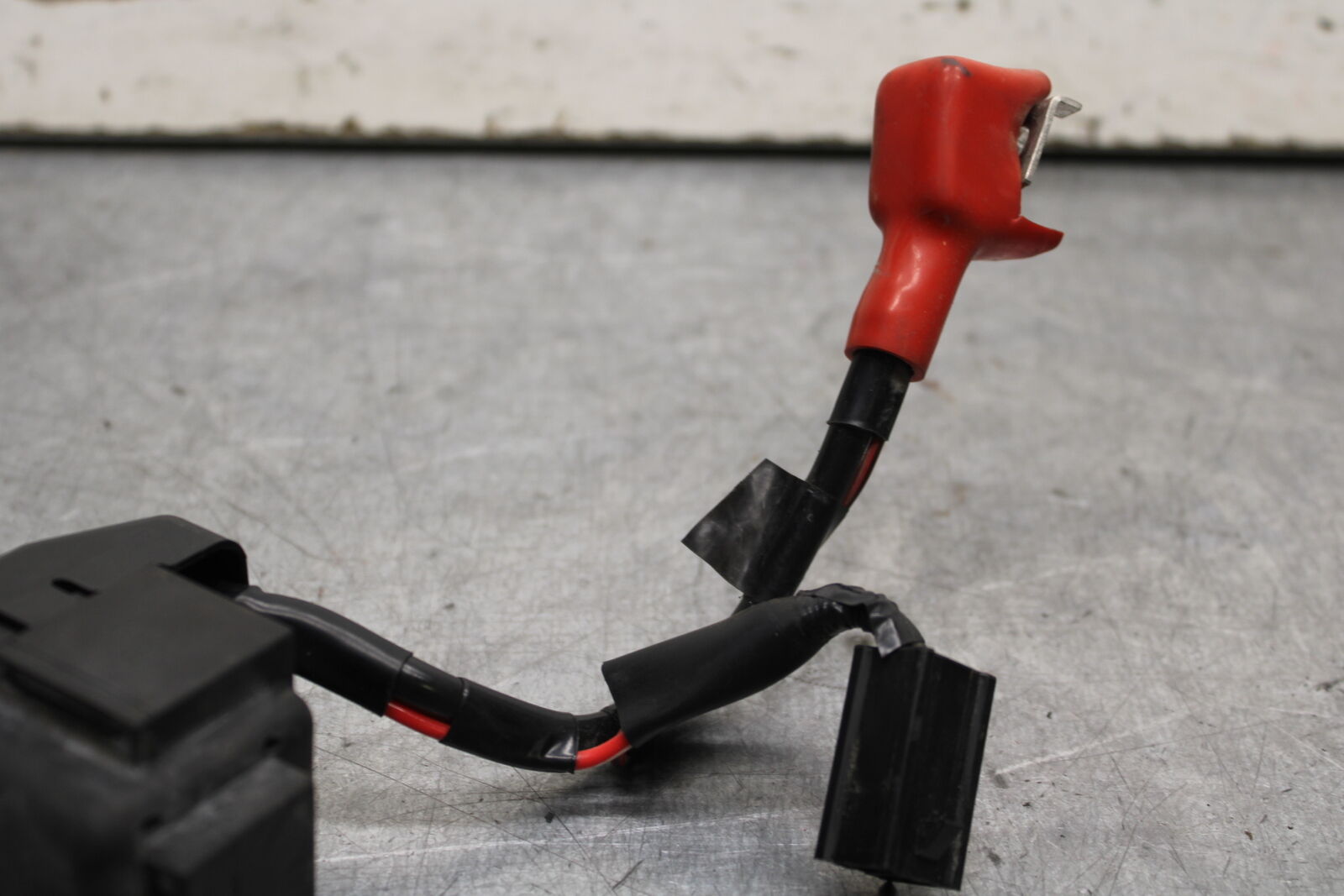 16 KAWASAKI NINJA ZX10R STARTER RELAY  27010-0773 BB650