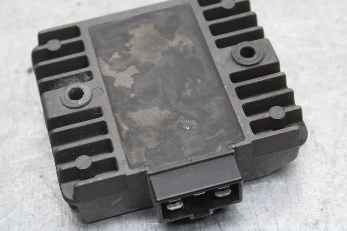 05 YAMAHA YZF R6S RECTIFIER VOLTAGE REGULATOR BB95