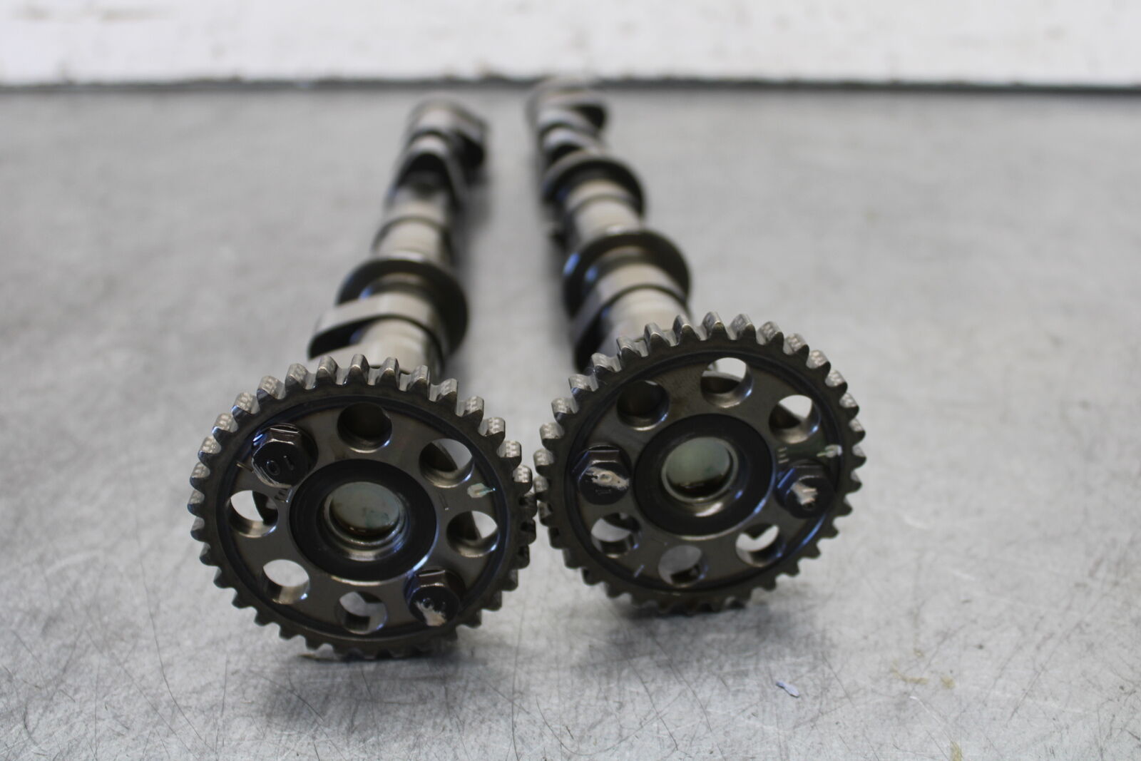 08-09 YAMAHA YZF R6S CAMSHAFT CAMS SHAFTS  5SL-12170-00-00 5SL-12180-00-00 BB690