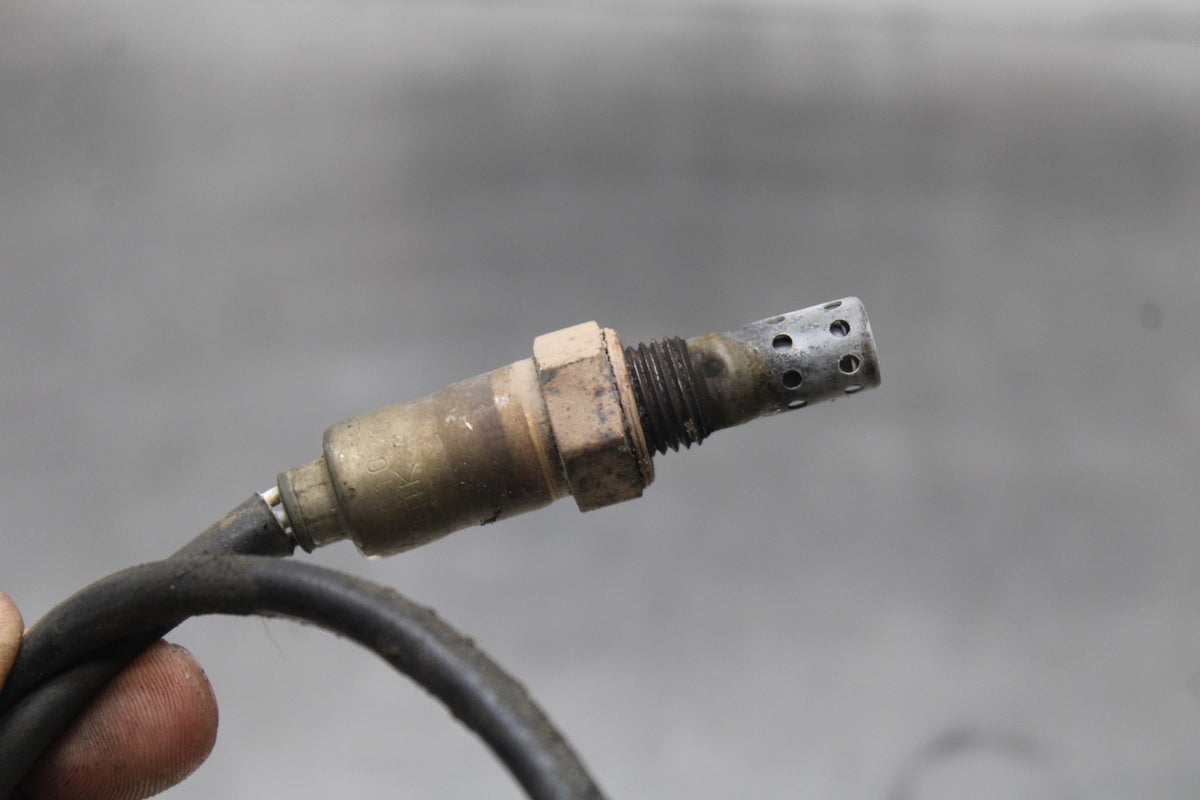15 TRIUMPH TIGER 800 OXYGEN O2 EXHAUST GAS LAMBDA SENSOR BB873