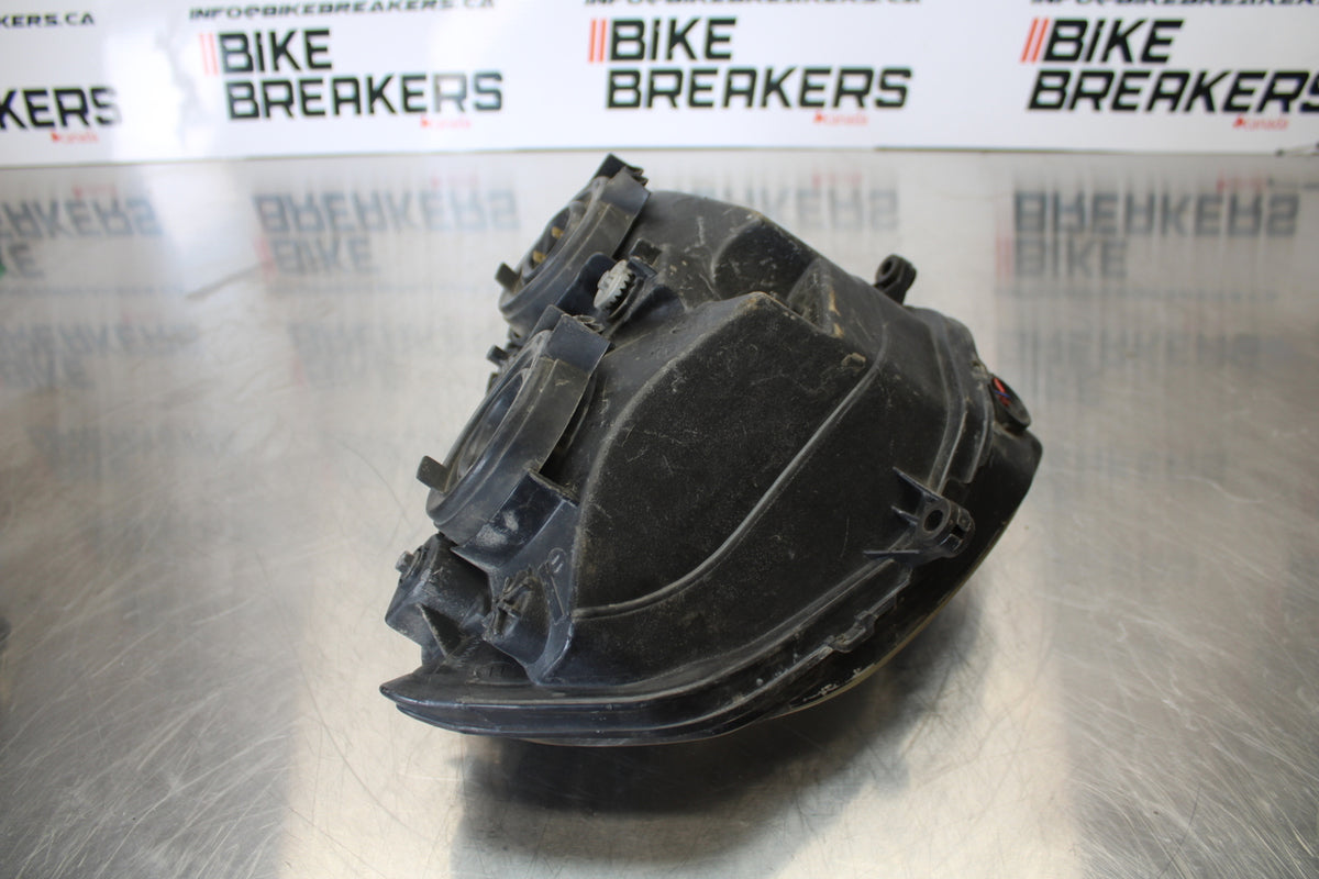01-03 SUZUKI GSXR600 FRONT HEADLIGHT HEAD LIGHT LAMP BB145