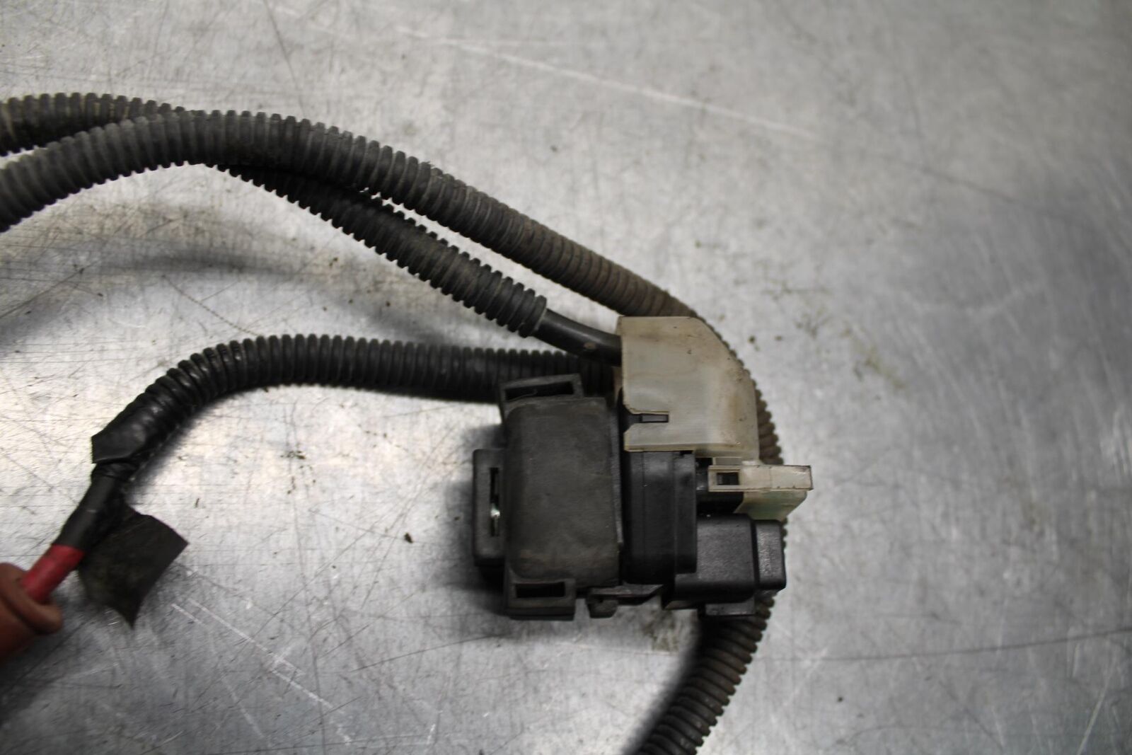 2002 Suzuki GSXR1000  STARTER RELAY STARTING MOTOR SWITCH 31800-35F00 BB73