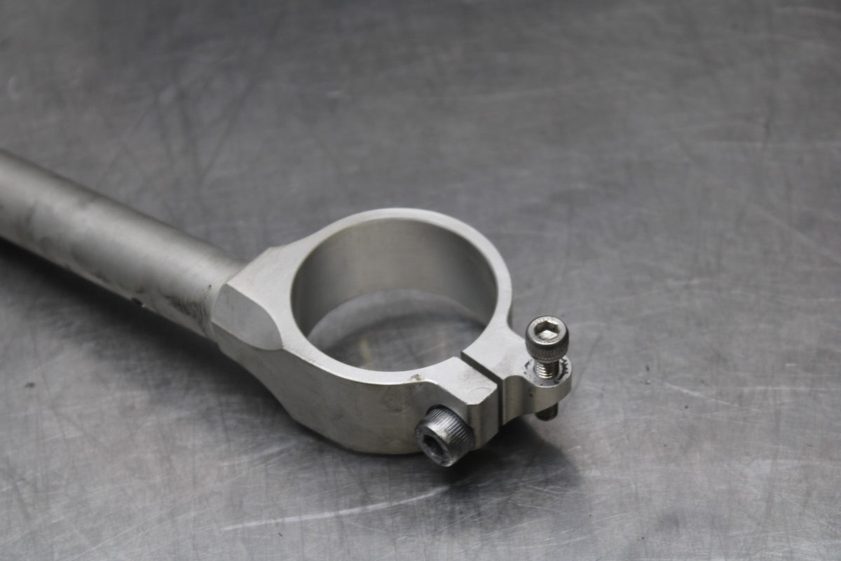 18 YAMAHA YZF R1  RIGHT CLIP ON HANDLEBAR BB838