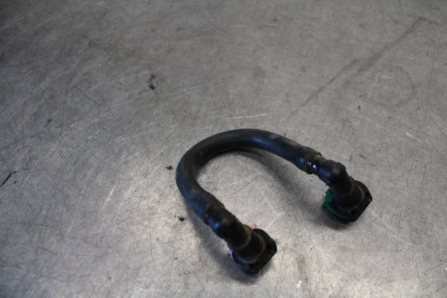 11-24 SUZUKI GSXR750 FUEL HOSE GAS LINE TUBE PIPE BB687