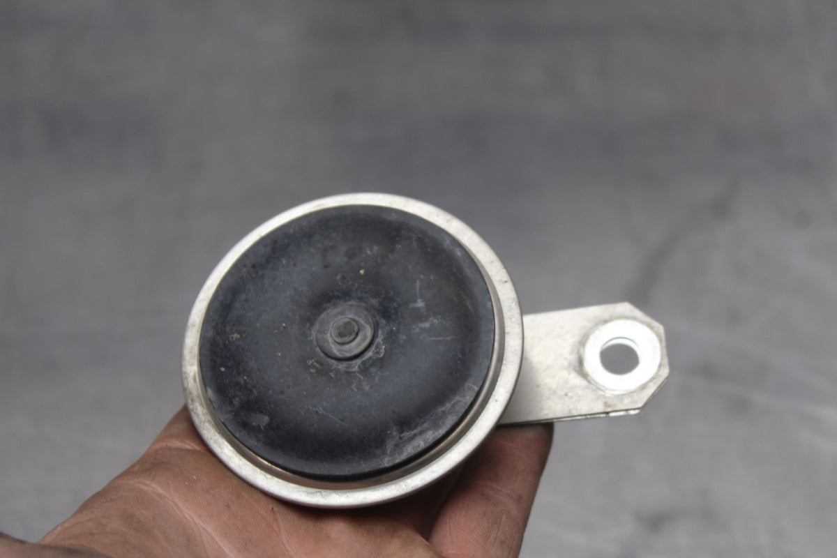 17-24 SUZUKI SV650 HORN SIGNAL BB829