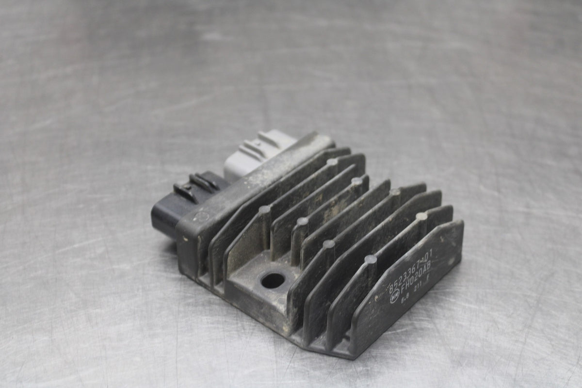 19 BMW F750GS RECTIFIER VOLTAGE REGULATOR BB938