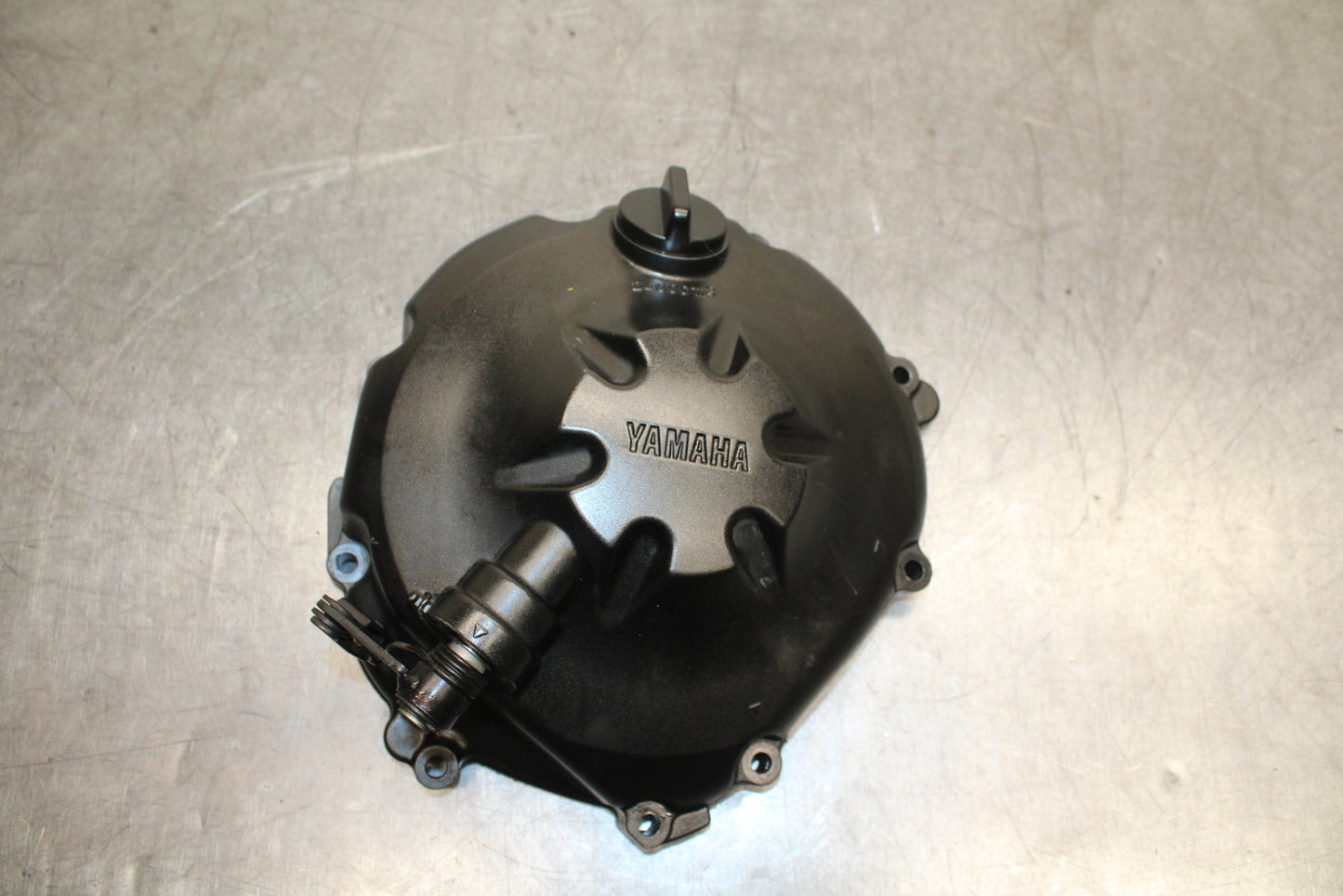 06 YAMAHA YZF R6 CLUTCH SIDE ENGINE MOTOR COVER BB716
