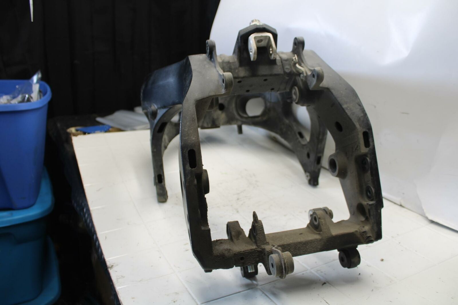 08-10 SUZUKI GSXR750 FRAME CHASSIS BB396