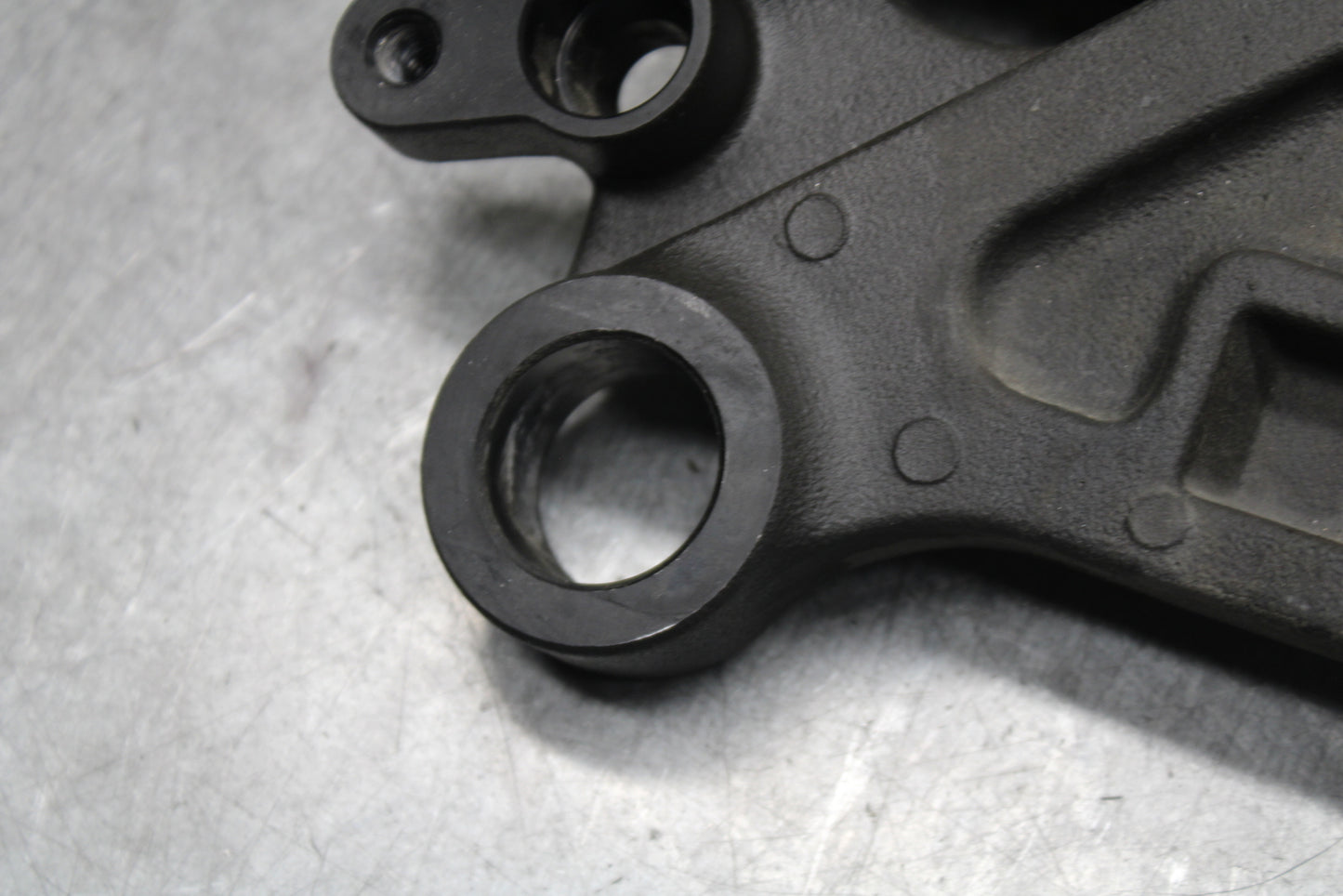 13-18 KAWASAKI NINJA ZX6R REAR BRAKE CALIPER W MOUNT BRACKET 43080-0114-DJ BB666