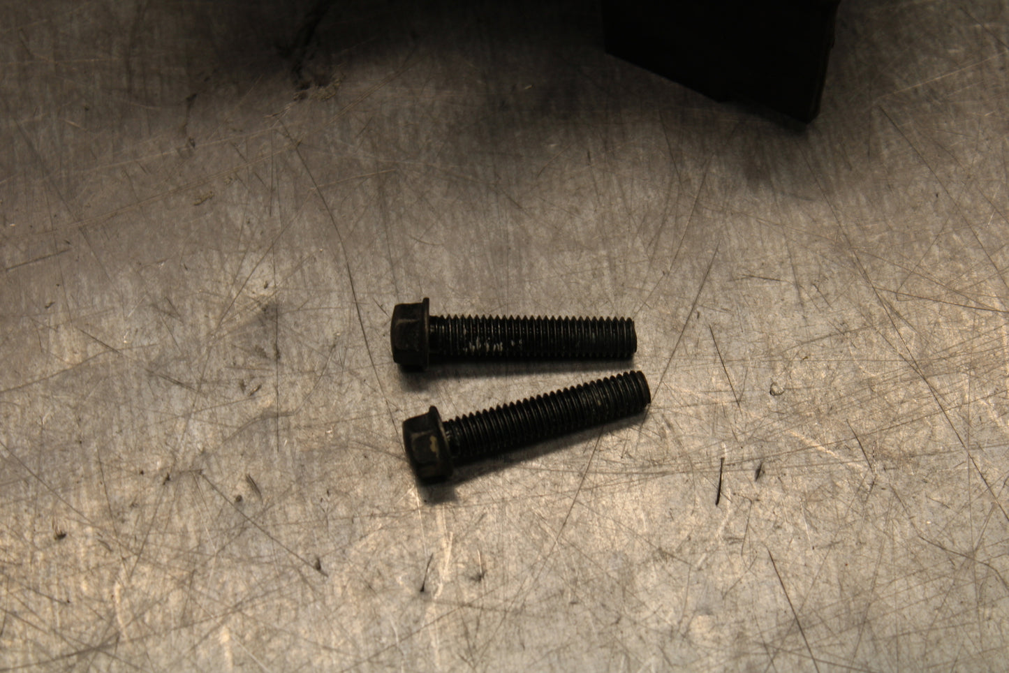 12-17 KAWASAKI NINJA 650 ENGINE SPROCKET COVER BB129