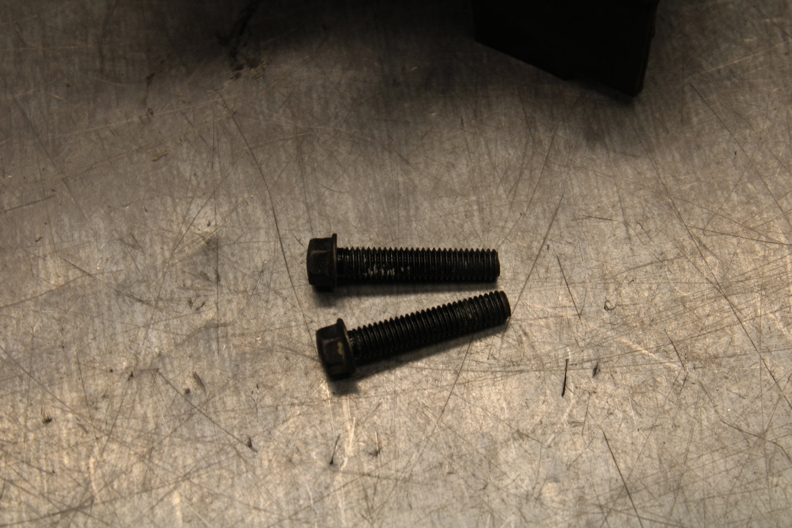 12-17 KAWASAKI NINJA 650 ENGINE SPROCKET COVER BB129