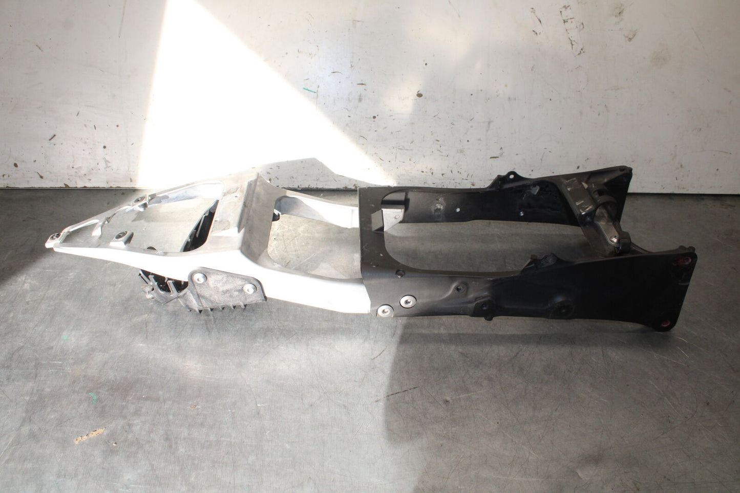 09-12 KAWASAKI NINJA ZX6R REAR SUBFRAME BACK SUB FRAME 32160-0399 BB698