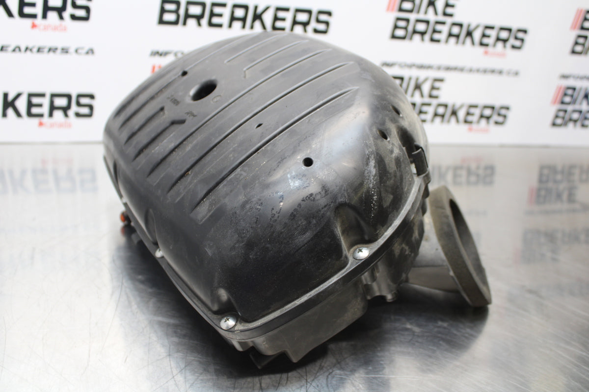 11 SUZUKI GSXR1000 AIRBOX AIR INTAKE FILTER BOX BB142