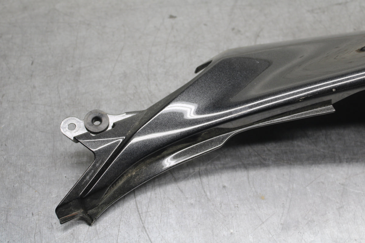 18-23 KAWASAKI NINJA 400 EX400 RIGHT REAR BACK TAIL FAIRING COWL SHROUD BB747