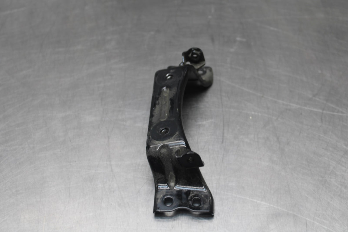 18-26 KAWASAKI Z400 GAS TANK FUEL CELL PETROL RESERVOIR BRACKET MOUNT BB852