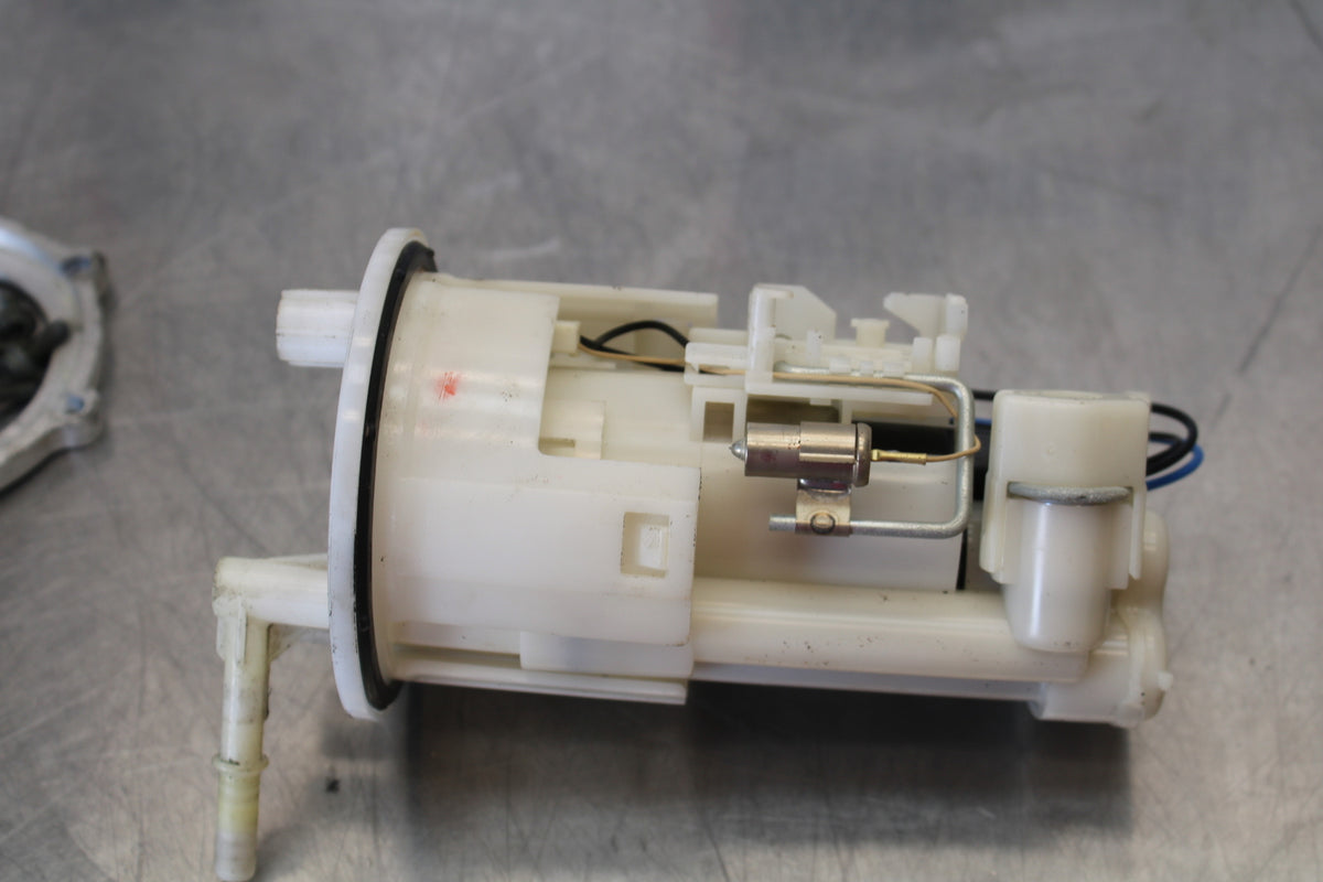 07-08 YAMAHA YZF R1 FUEL PUMP GAS PETROL SENDER UNIT BB160