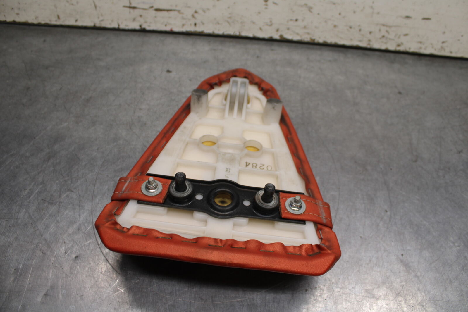 12-13 KAWASAKI Z1000 REAR BACK PASSENGER TANDEM SEAT PAD SADDLE PILLION BB743