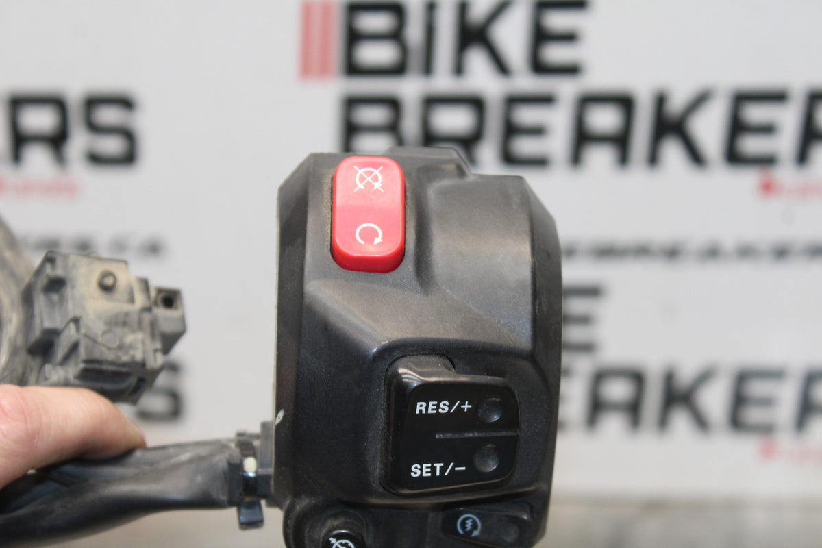 15 TRIUMPH TIGER 800 RIGHT CLIP ON HANDLE KILL OFF START SWITCH SWITCHES BB873