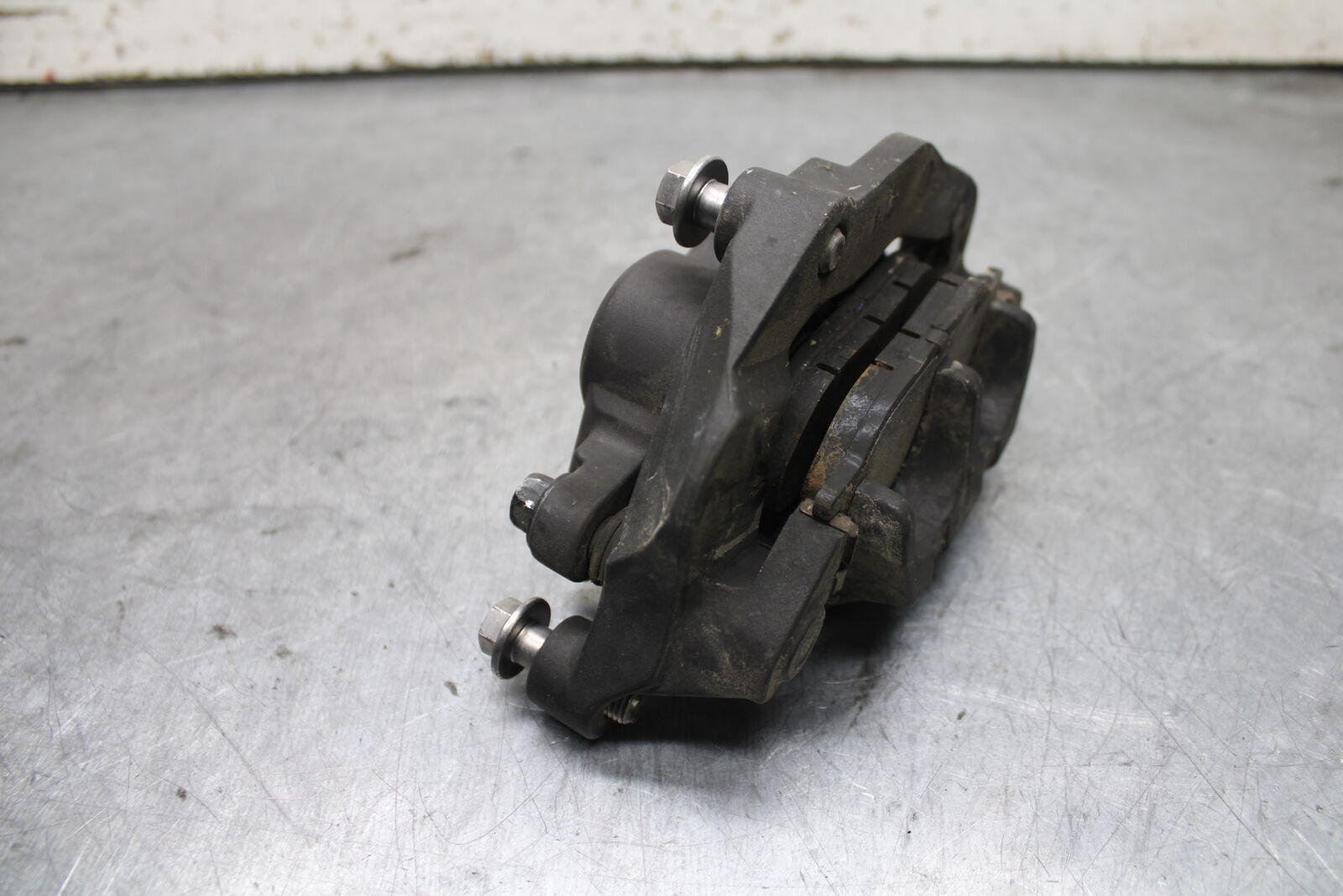 17-24 YAMAHA BOLT XVS950 LEFT FRONT BRAKE CALIPER BB729