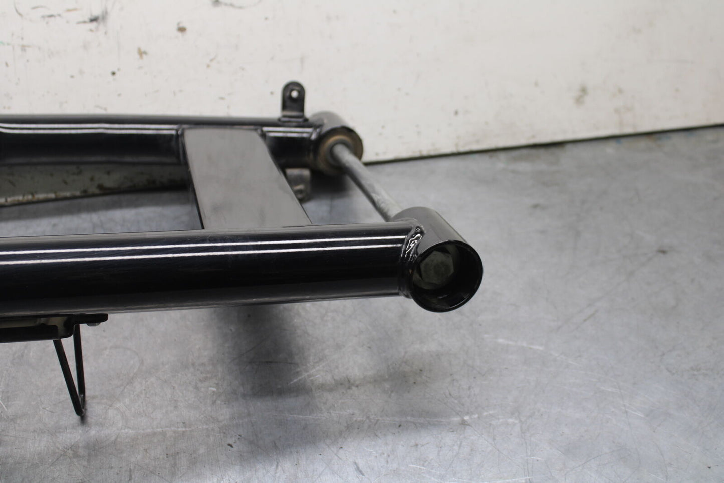 17-24 YAMAHA BOLT XVS950 REAR SWINGARM SUSPENSION ARM BB729