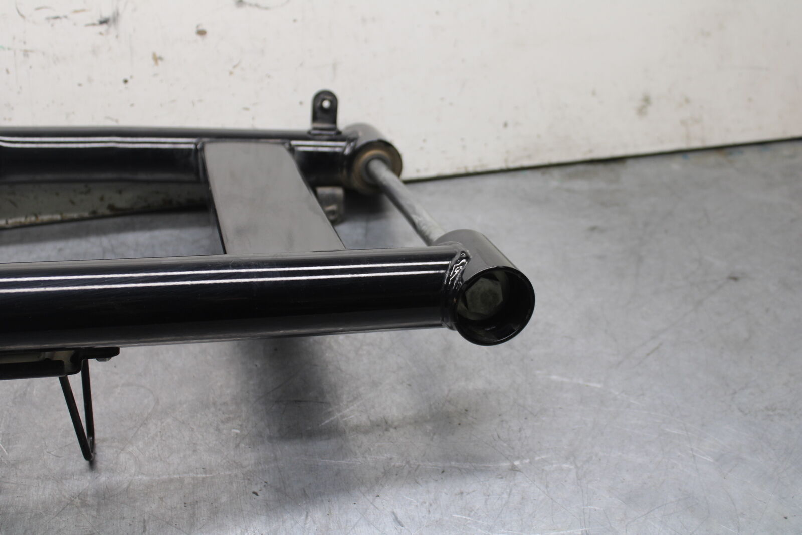 17-24 YAMAHA BOLT XVS950 REAR SWINGARM SUSPENSION ARM BB729