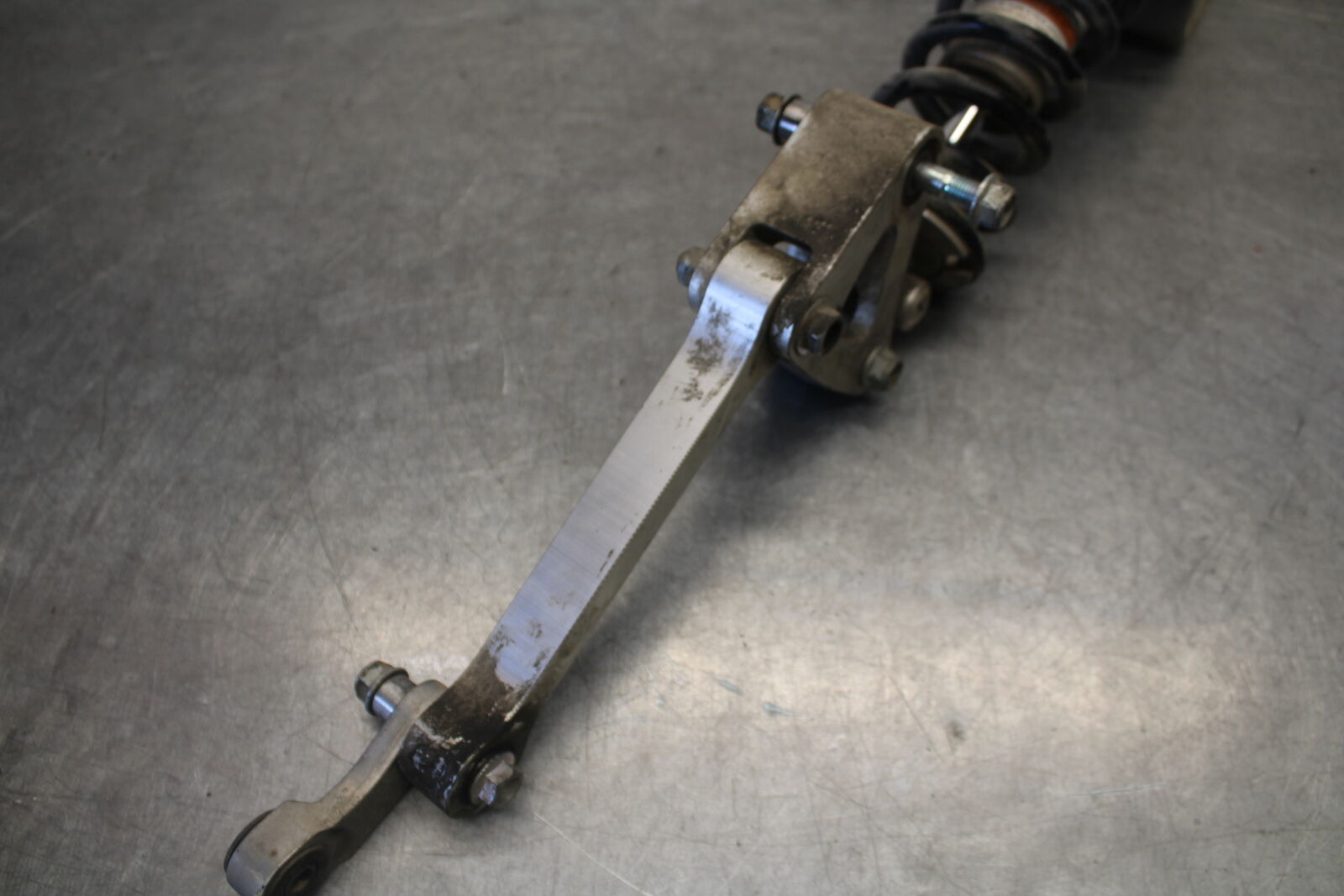 09-14 YAMAHA YZF R1 REAR BACK SHOCK ABSORBER SUSPENSION 14B-22210-10-00 BB696