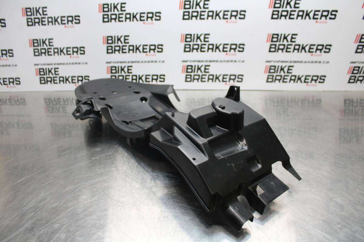 23-24 KAWASAKI NINJA ZX14R NEW!! REAR BACK TAIL UNDERTAIL FAIRING FENDER BB153