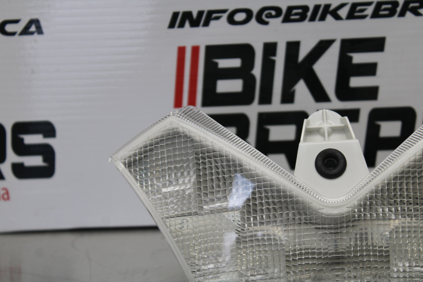 23-24 KAWASAKI NINJA ZX14R NEW!! REAR TAIL TAILLIGHT BACK BRAKE LIGHT BB153