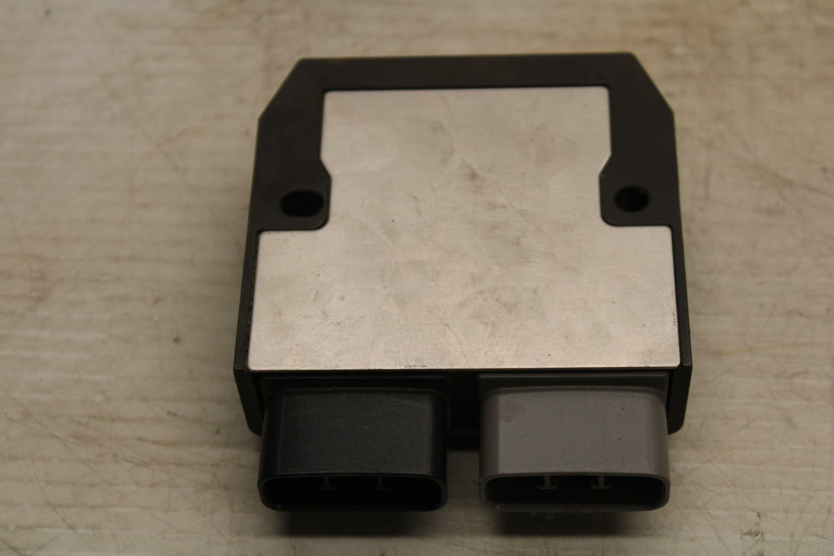 16-21 YAMAHA XSR900 RECTIFIER VOLTAGE REGULATOR BB362