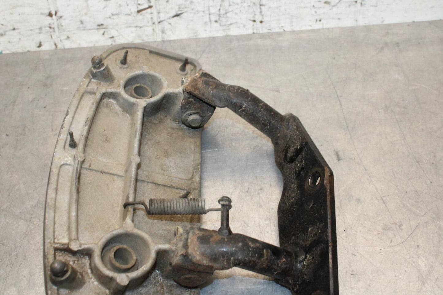 2005 Kawasaki Vulcan 1500 VN1500N Classic LEFT FRONT FOOT PEG BOARD BB576