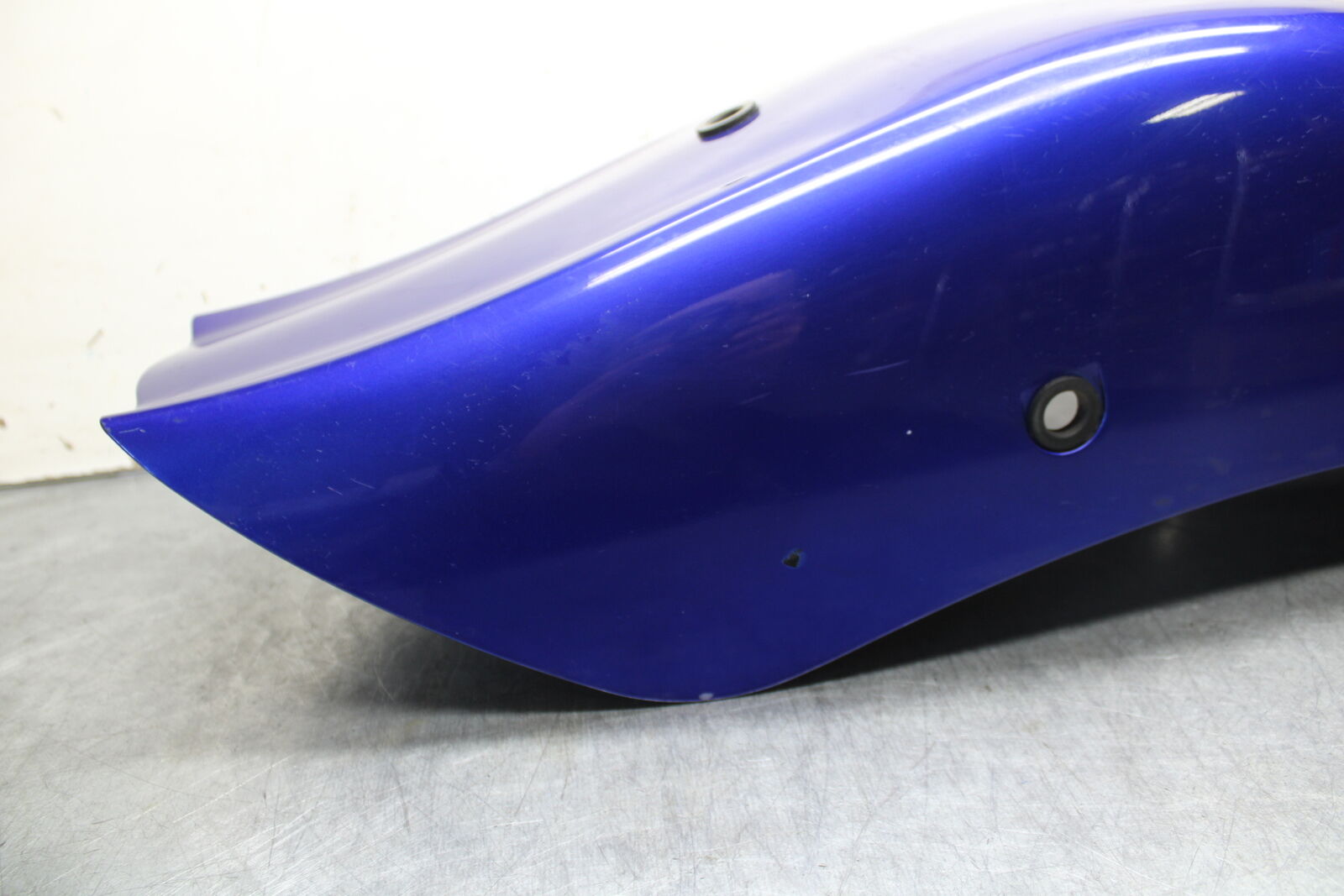 05-06 SUZUKI BOULEVARD M50 REAR BACK WHEEL FENDER MUD GUARD BB671