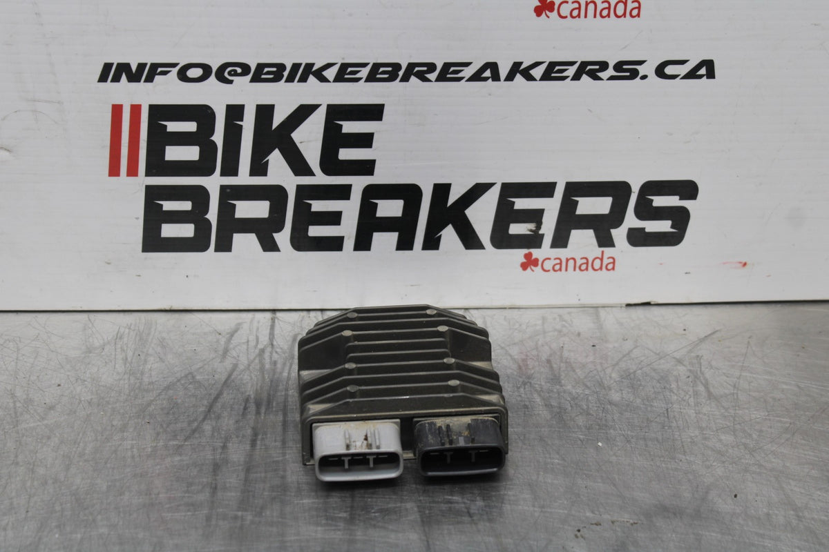07-08 YAMAHA YZF R1 RECTIFIER VOLTAGE REGULATOR BB771