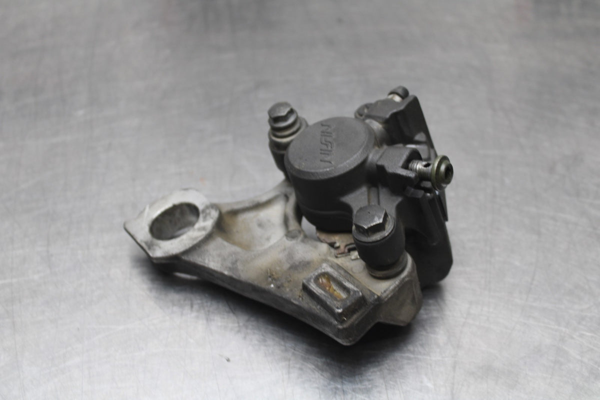 07-08 YAMAHA YZF R1 REAR BACK BRAKE CALIPER W MOUNT BRACKET BB771