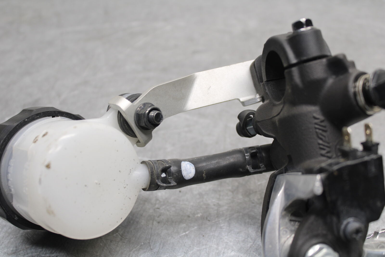 17-21 HONDA CBR1000RR SP FRONT BRAKE MASTER CYLINDER w/ LEVER BB681