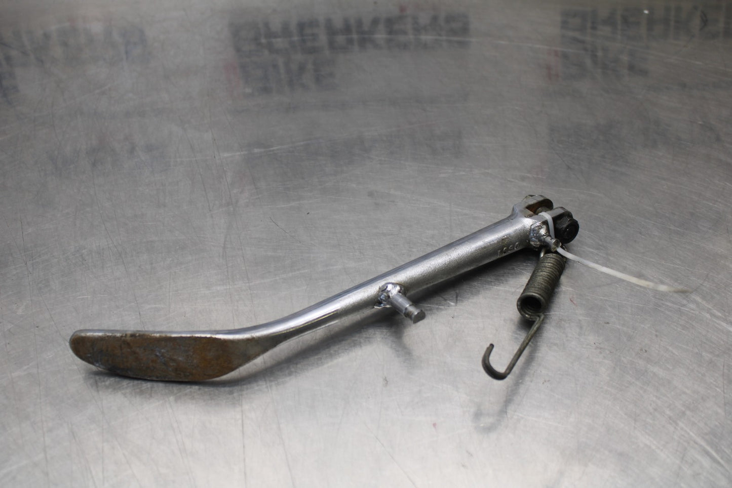 03-08 KAWASAKI VULCAN 1600 KICKSTAND SIDE KICK STAND BB196