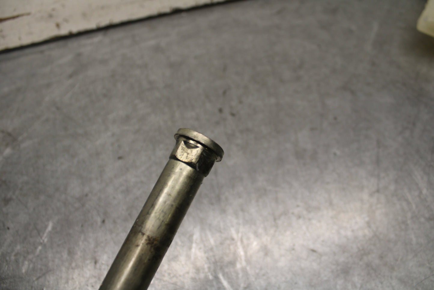 13-18 KAWASAKI NINJA ZX6R REAR BACK SWINGARM BOLT SUSPENSION PIVOT AXLE BB666