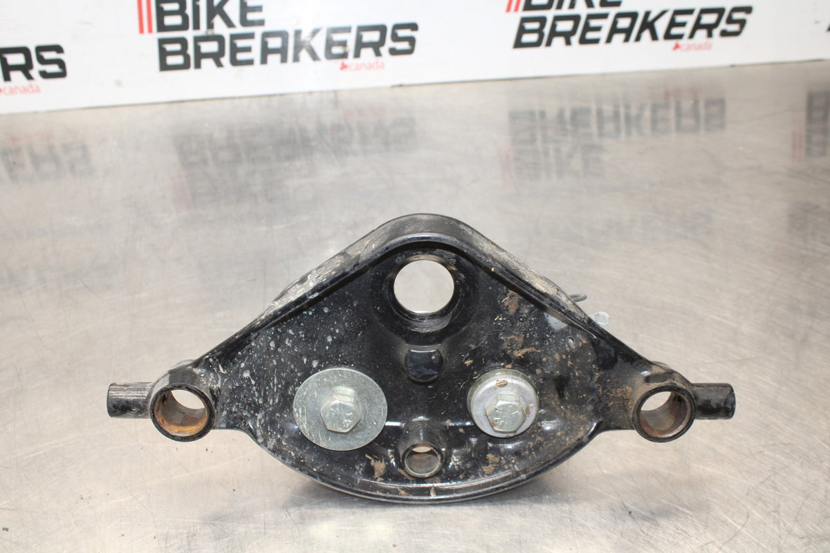 08 HARLEY-DAVIDSON ELECTRA GLIDE POLICE EFI FLHTPI UPPER TRIPLE TREE CLAMP BB816