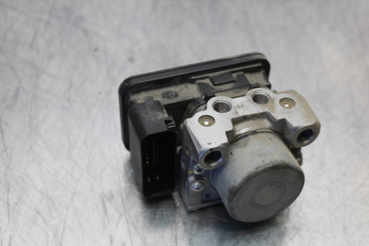 15-16 HONDA CB300F ABS PUMP UNIT MODULE BB150