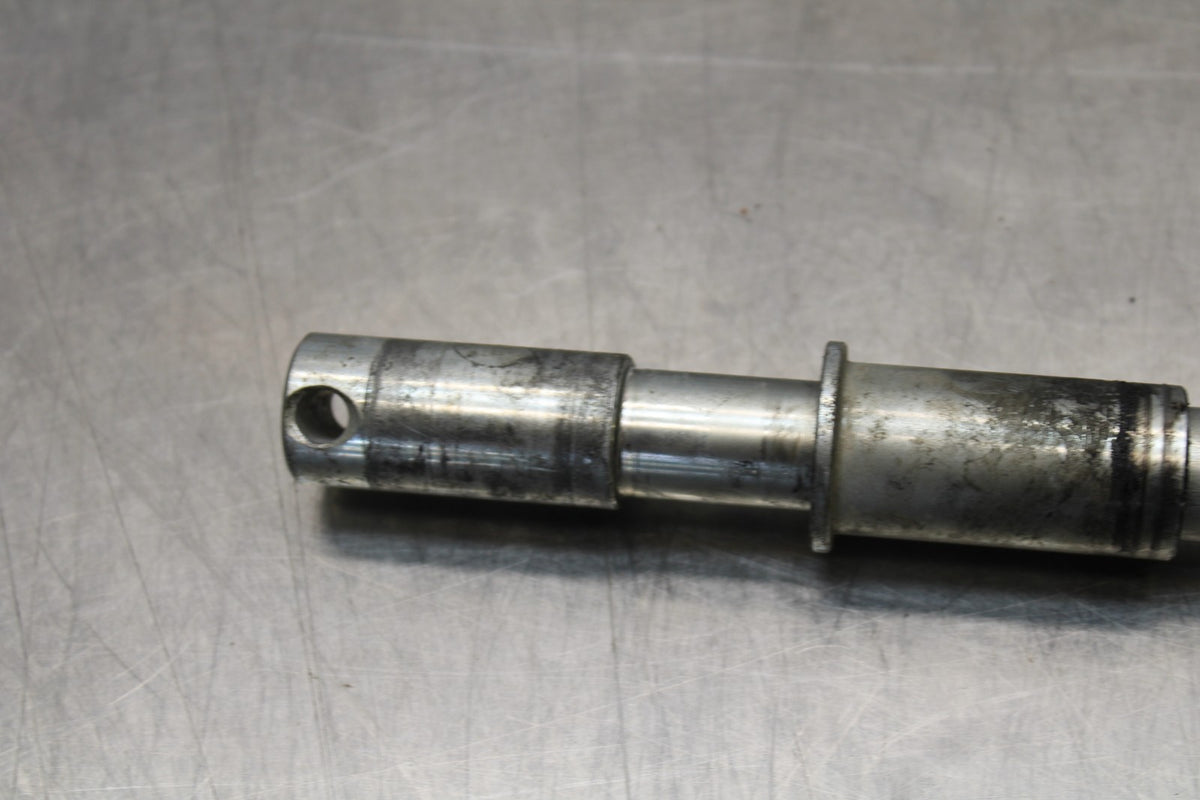 08 KAWASAKI VULCAN 900 FRONT WHEEL RIM AXLE PIVOT BOLT BB184