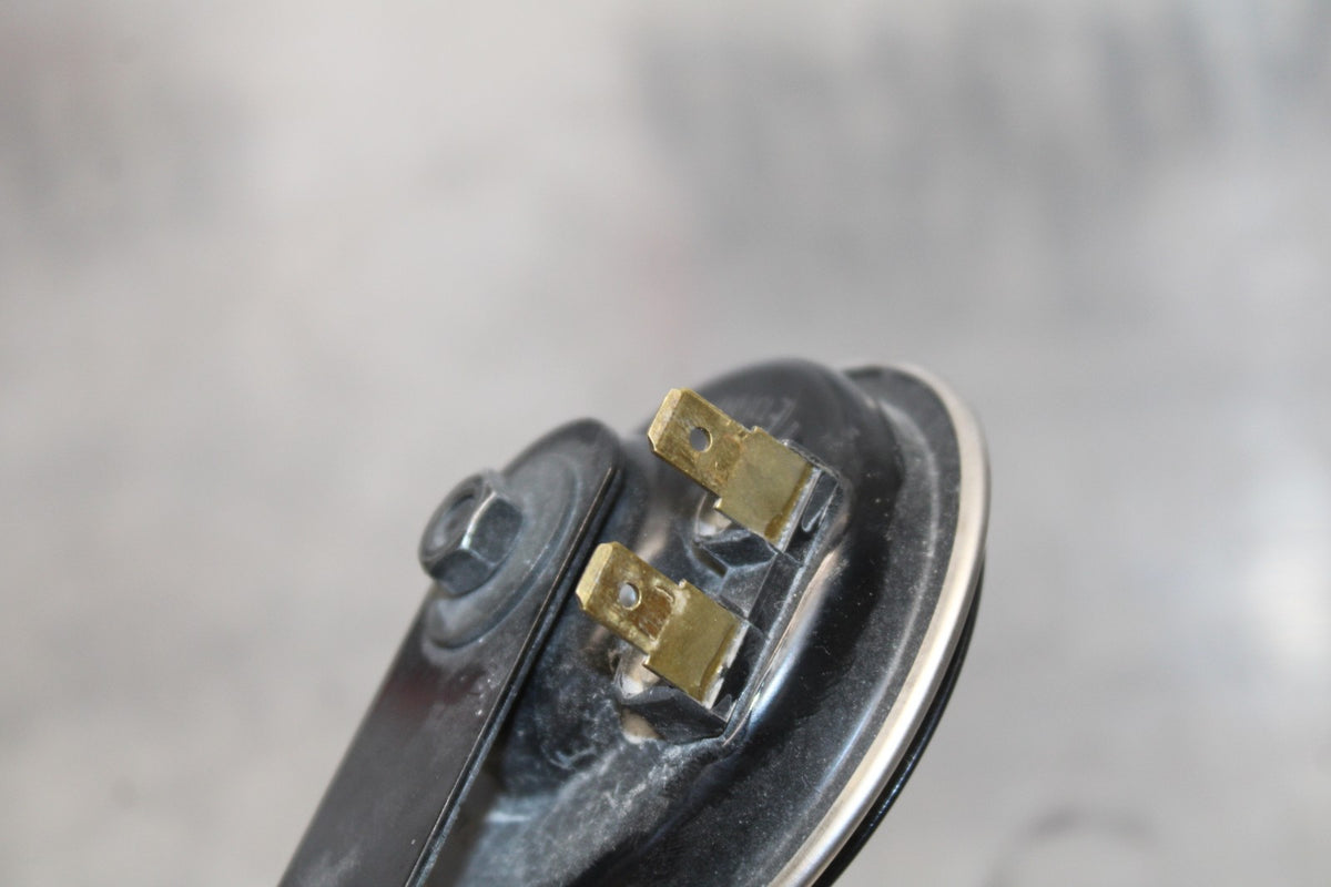 22-25 YAMAHA YZF R7 HORN SIGNAL BB182