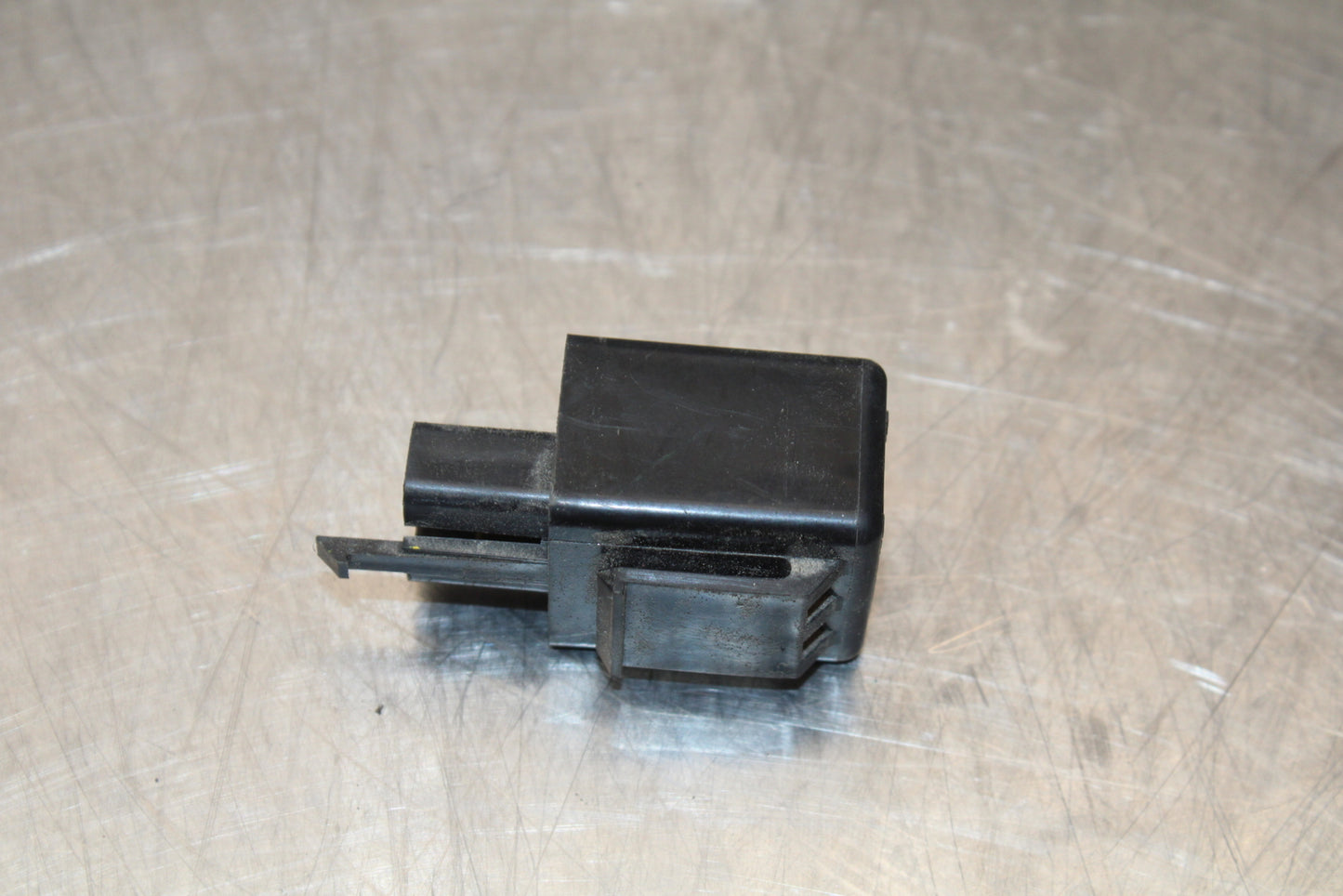 09-15 YAMAHA FZ6R TURN SIGNAL BLINKER RELAY FLASHER SWITCH BB161